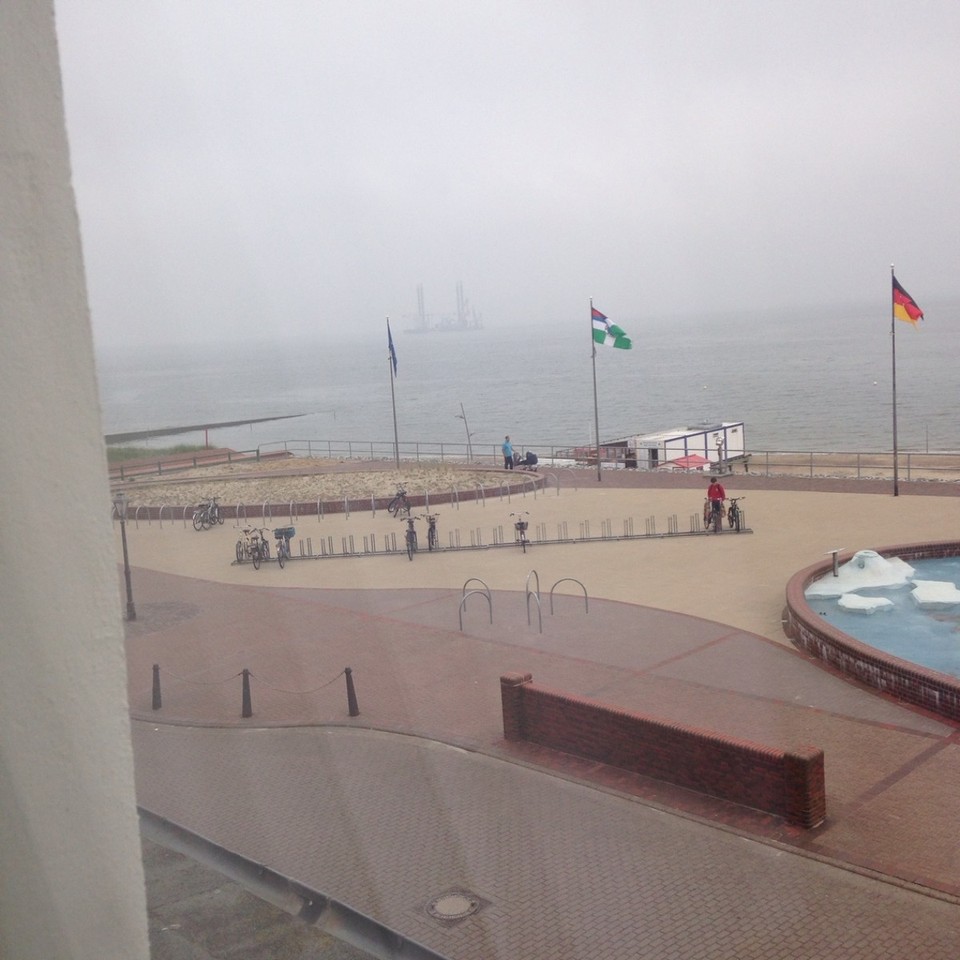 Deutschland - Borkum - looks quite forgotten this morning!