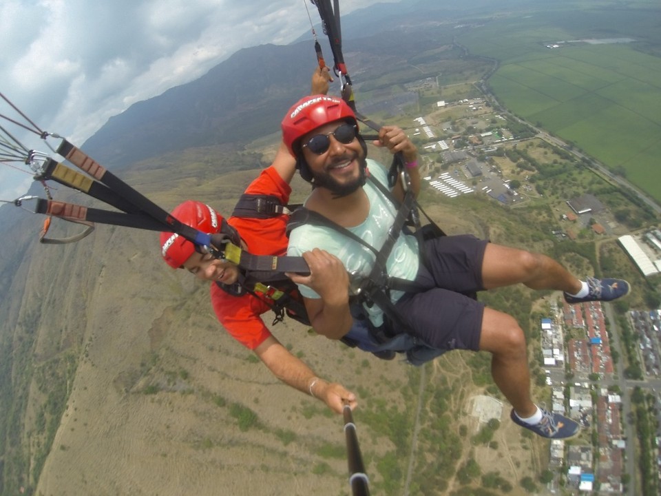 Kolumbien - Cali - Paragliding ein. Einfach herrlich.....