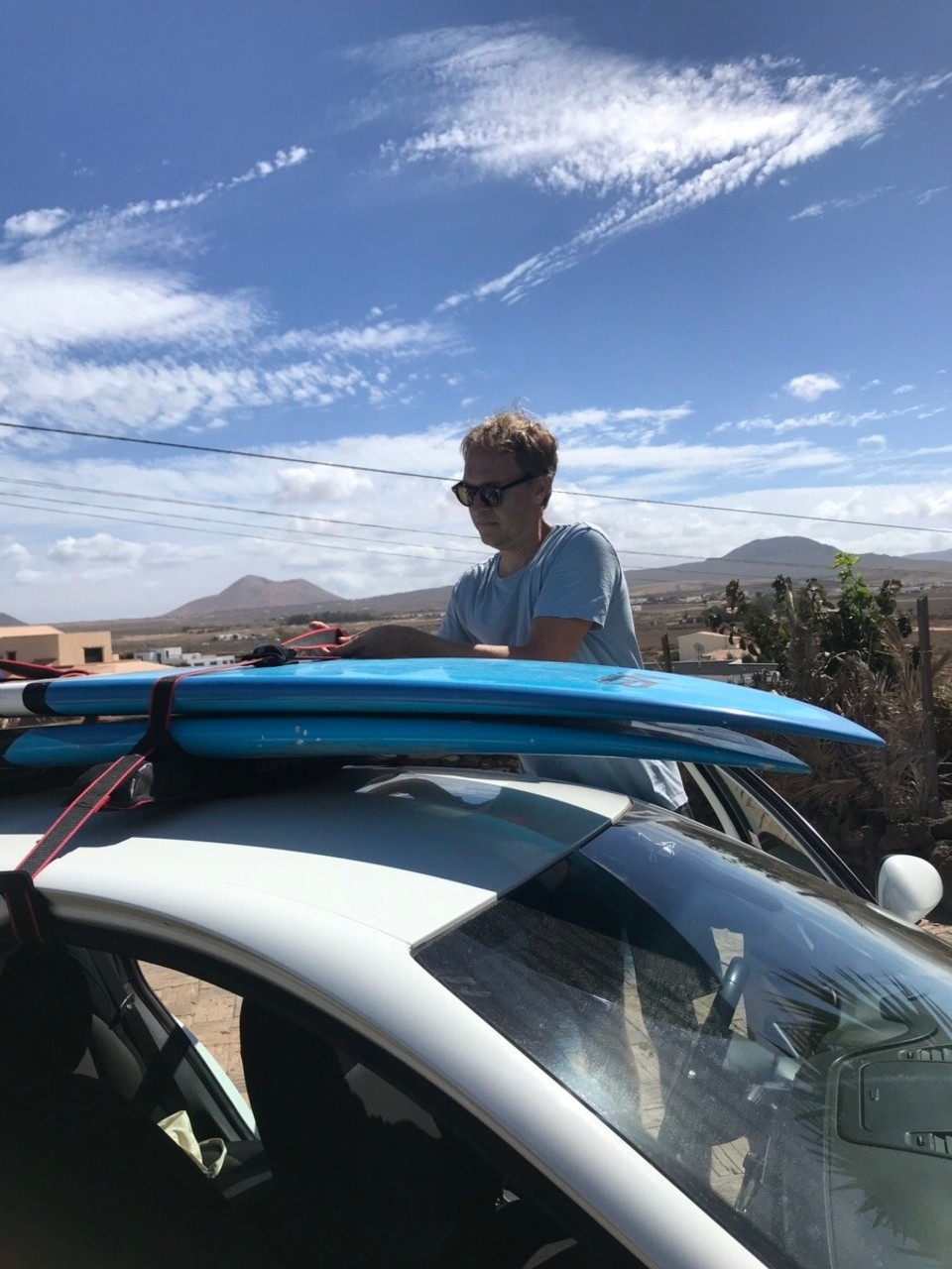 Spanien - La Oliva - Unser Mietwagen von Cicar ... der Kleine hat offensichtlich schon einiges diesen Sommer aushalten müssen. Er hatte überall kleine Beulen. 