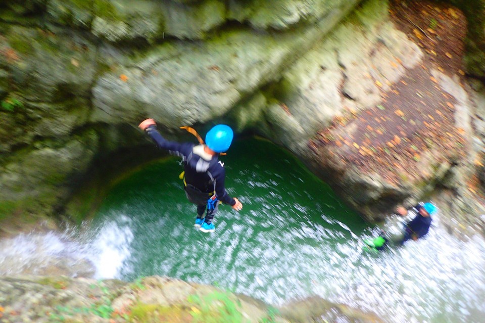 Frankreich - Annecy - Ein 5 Meter Sprung und ...