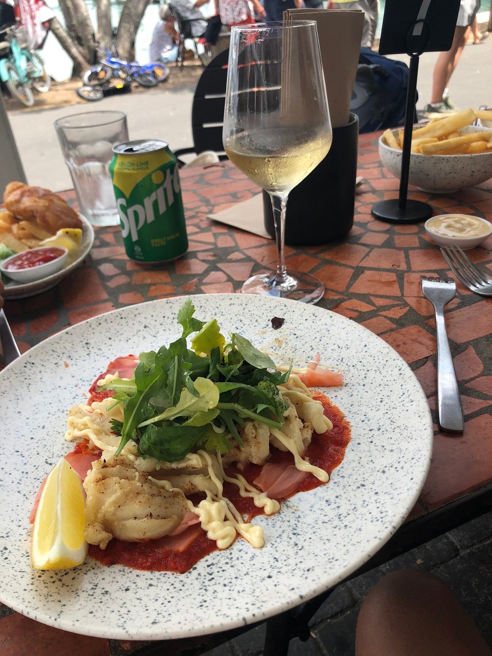 Neuseeland - Paihia - Der Tintenfisch war auch hervorragend, wenn auch einmal mehr frittiert. 