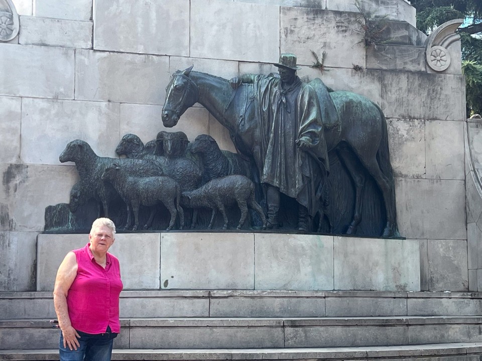 Uruguay - Montevideo - Love the story telling of the gauchos on this monument 