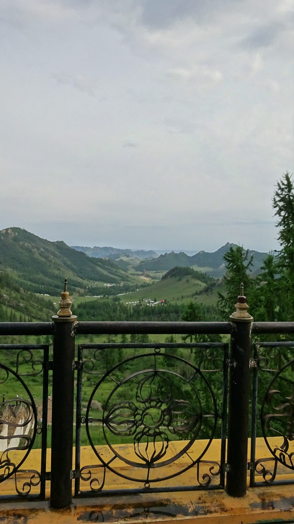 Mongolia - Ikh Nart - View from the top of Aryabal Temple