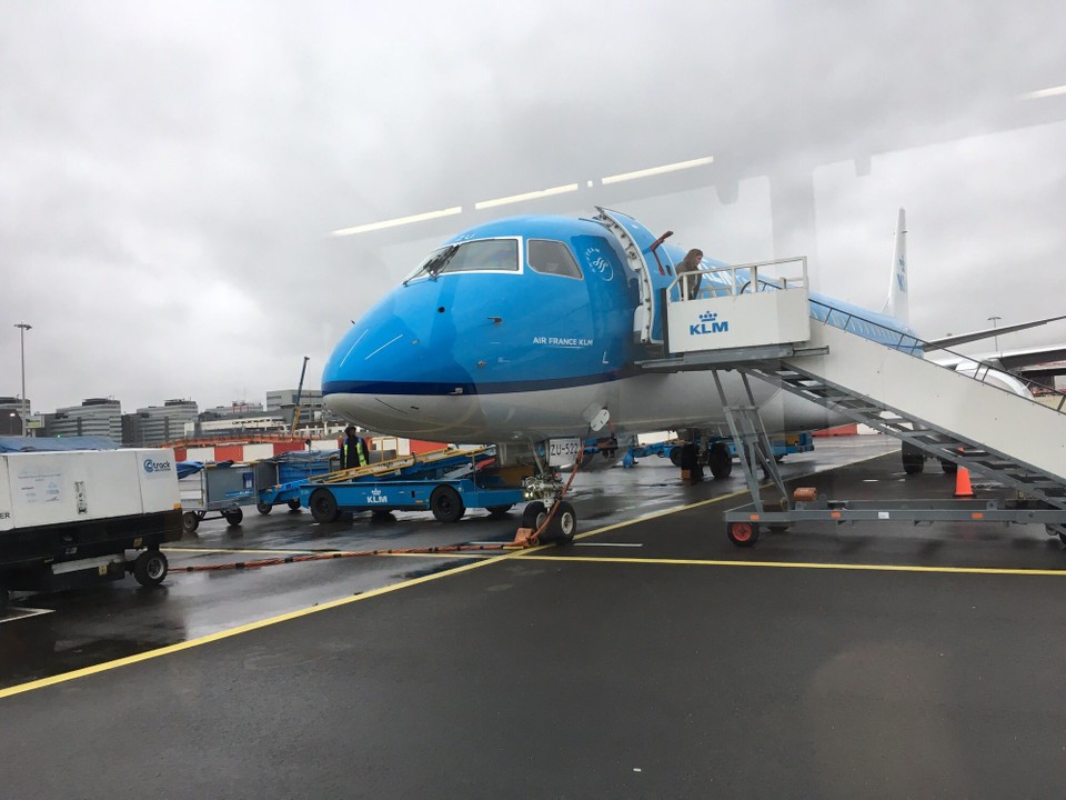 Niederlande - Flughafen Amsterdam Schiphol - Unser Flügerli bis Amsterdam