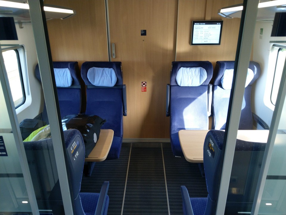 Deutschland - Augsburg - Einzelzimmer für Frau Bräunling 😁. (Aber wird gleich voller.)