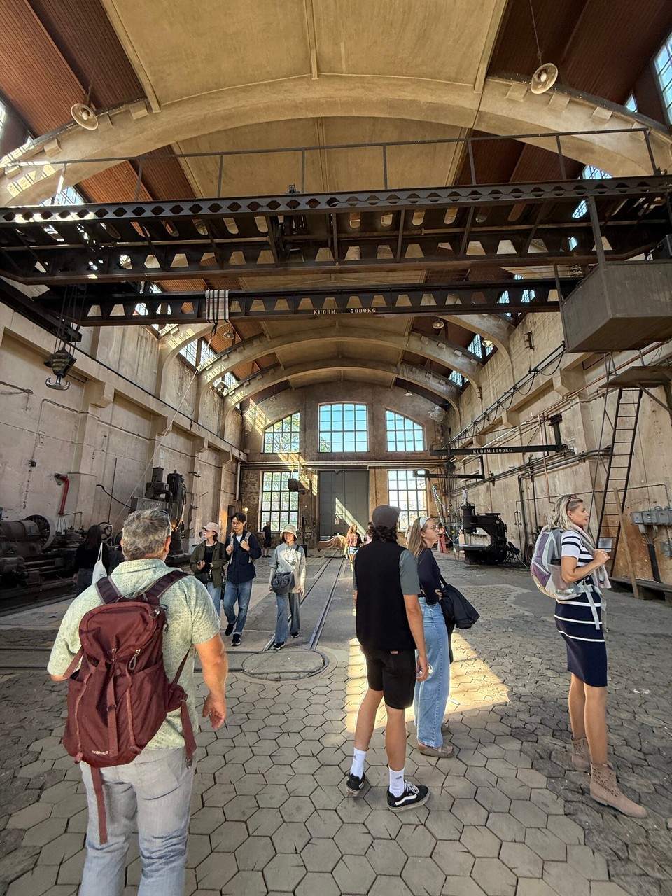 Finnland - Helsinki - Alte Fabrikhalle, jetzt Kunstausstellung