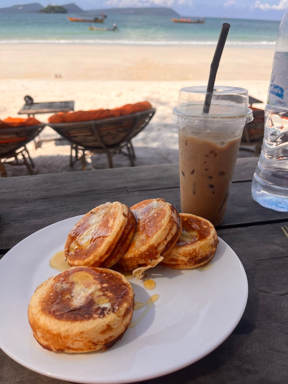 Cambodia - Preah Sihanouk - Found a breakfast spot and had banana pancakes and a coffee 