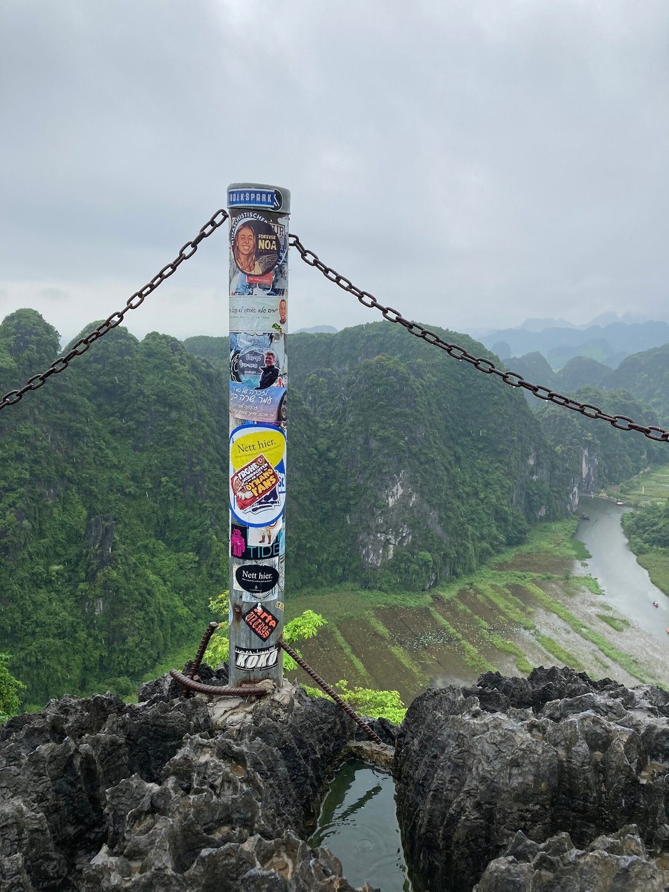 Vietnam - Hoa Lu - Die netten Menschen aus Baden-Württemberg mal wieder