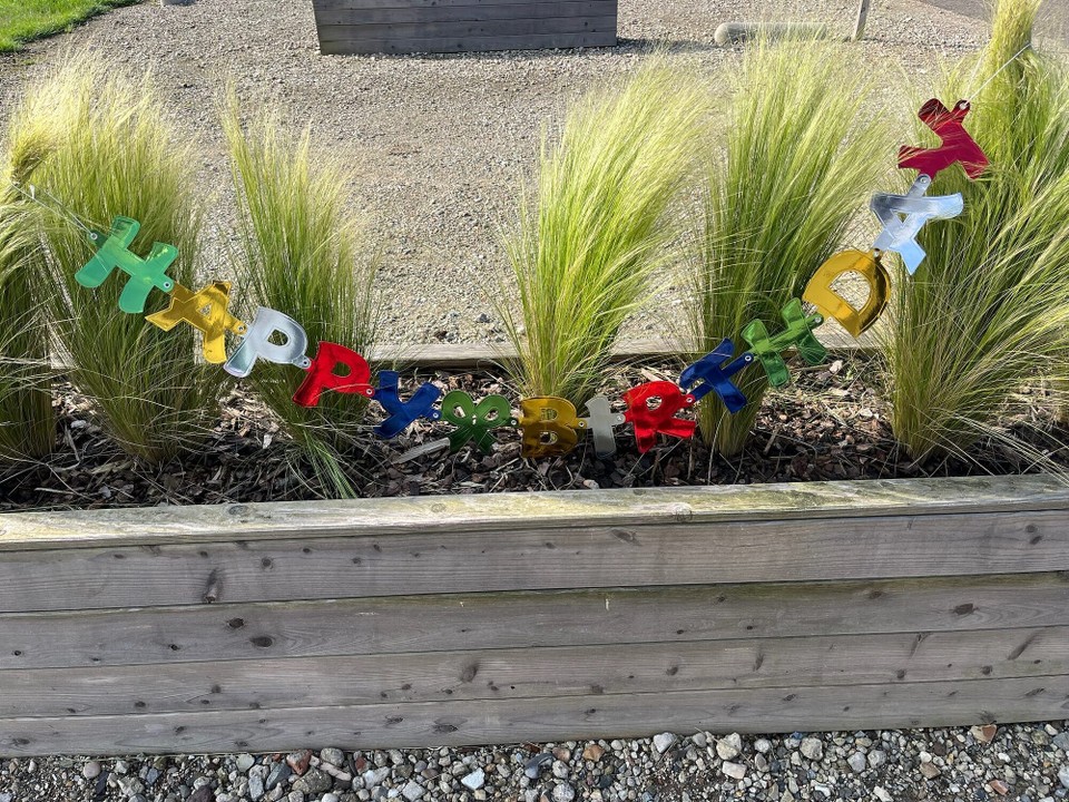 Belgien - Kinrooi - Happy birthday to you… happy birthday to you… happy birthday lieber Thorsten happy birthday to you 
