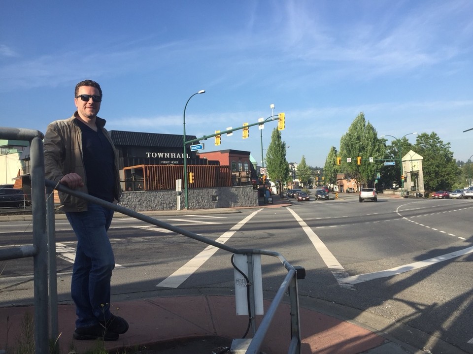 Canada - Coquitlam - Bij de Town Hall nog even een hapje eten