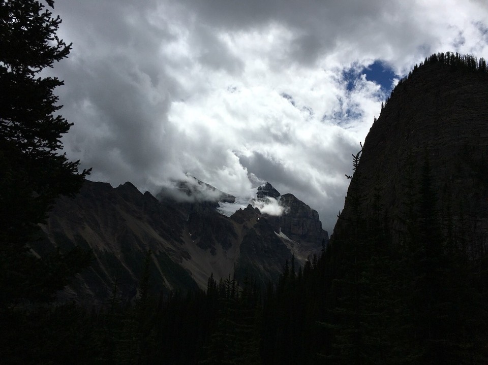 Kanada -  - Einen letzen Blick auf den Gletscher, bevor es zurück ins Tal geht und wieder zum Bus