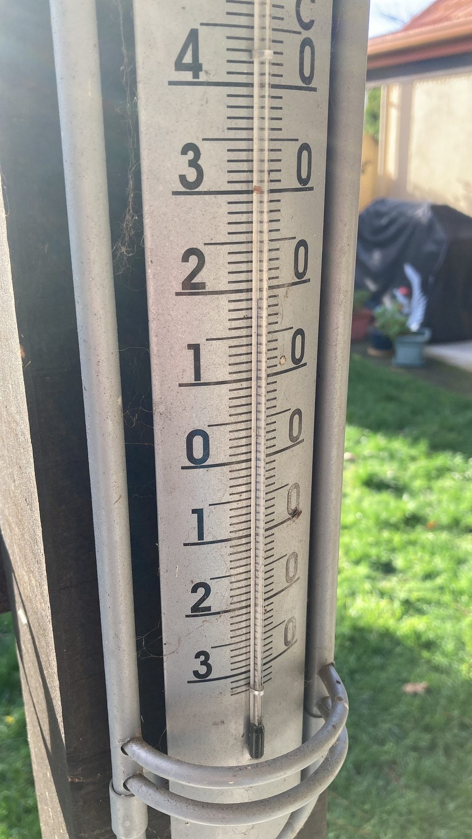 Neuseeland - Ward - Winter? 🤔😂
Wir wollen doch heute Mid Winter Christmas feiern 🤪 weil Weihnachten einfach in den Winter gehört 🤓