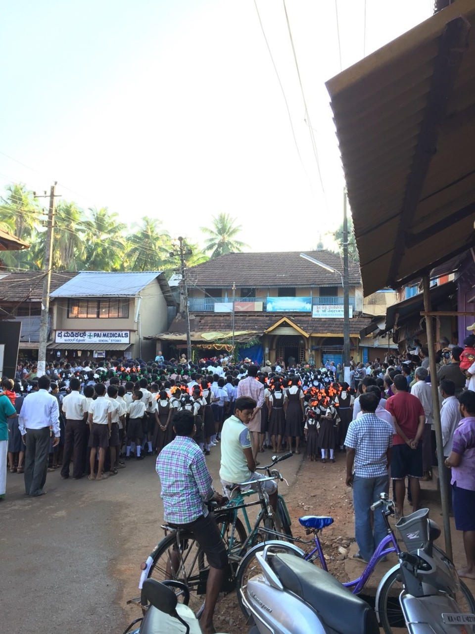 Indien - Gokarna - Fahnenappell (Tag der Republik) 