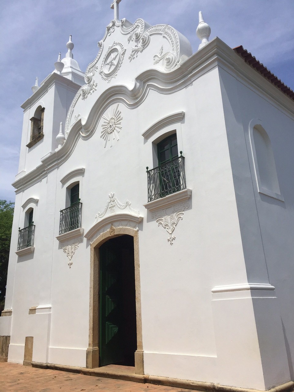 Brasilien - Ilha de Itamaracá - Dorfkirche auf dem Hügel der Insel
