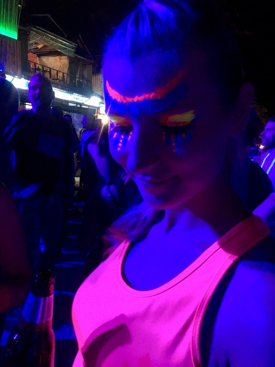 Destination 24 -  - Ready für die Full Moon Party