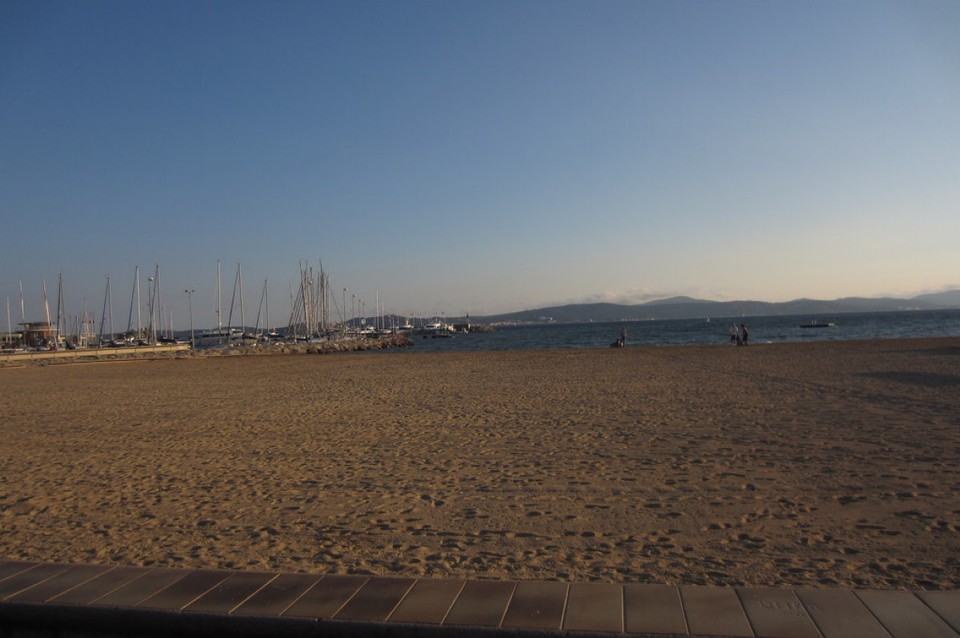 Frankreich - Saint-Raphaël - Saint Maxime, Strand im Abendlicht
