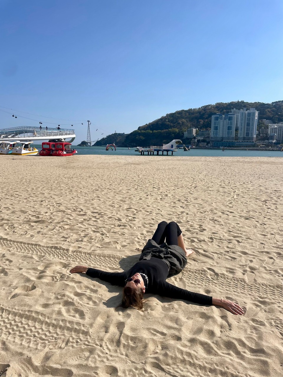 대한민국 - 부산광역시 - S Mami gnüsst de Strand - si het doch recht!