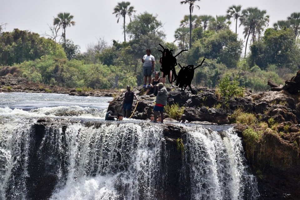 Simbabwe -  - Achtung, dieses Bild wurde zensiert.