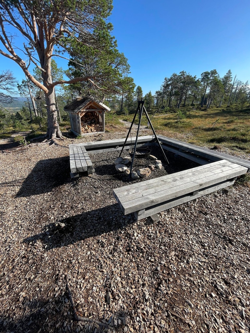 Norwegen - Skaland - Feuerstellen und…