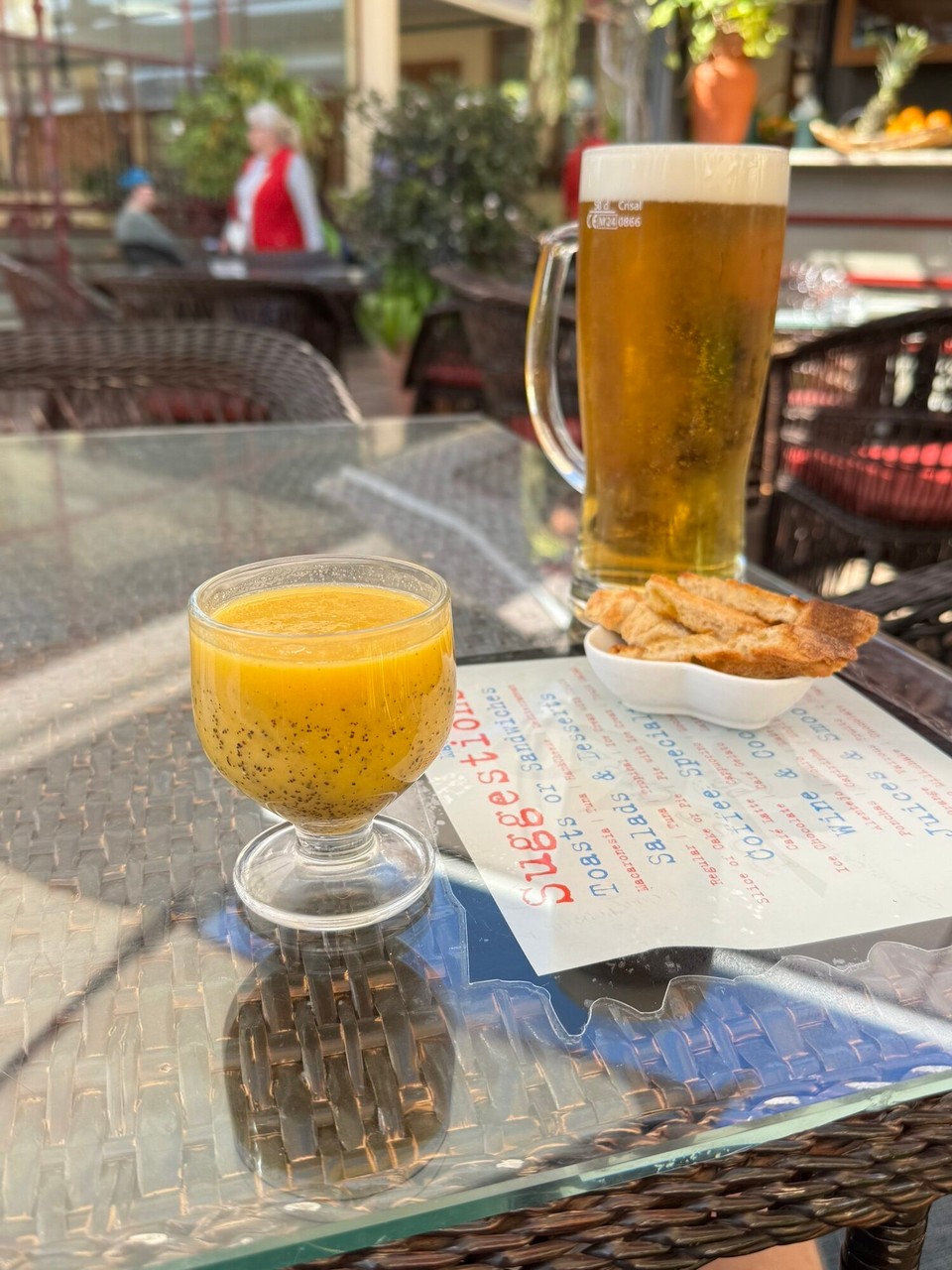 Portugal - Funchal - ein Poncha und ein Bier