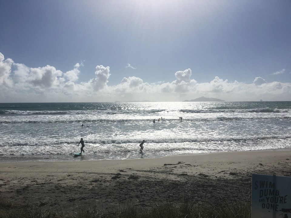 Neuseeland - Whangaparaoa - Strand in Waipu

