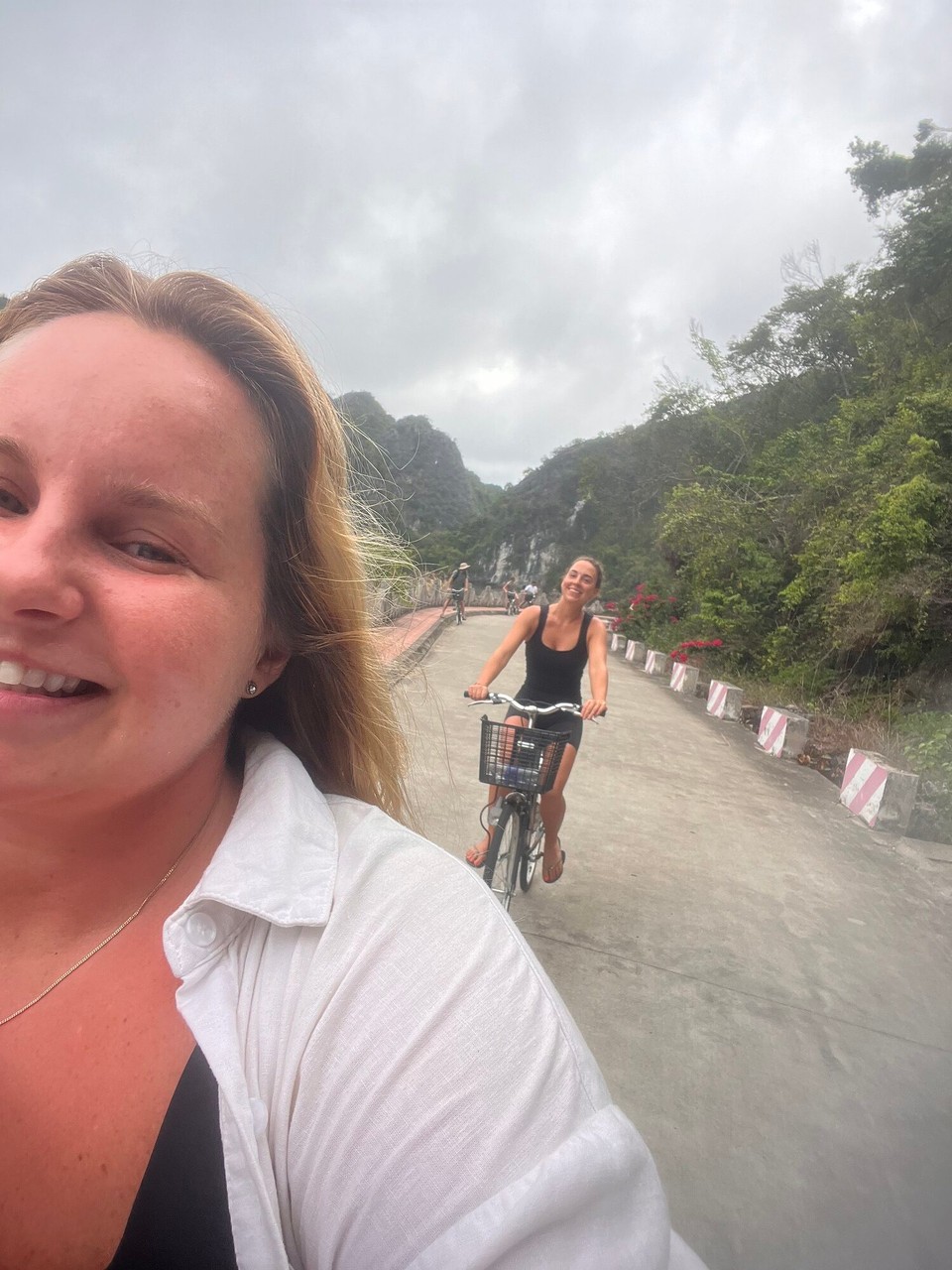 Vietnam - Haiphong - We did a bike ride, my eyebrows are non existent I definitely can pass for scandi now ahah 