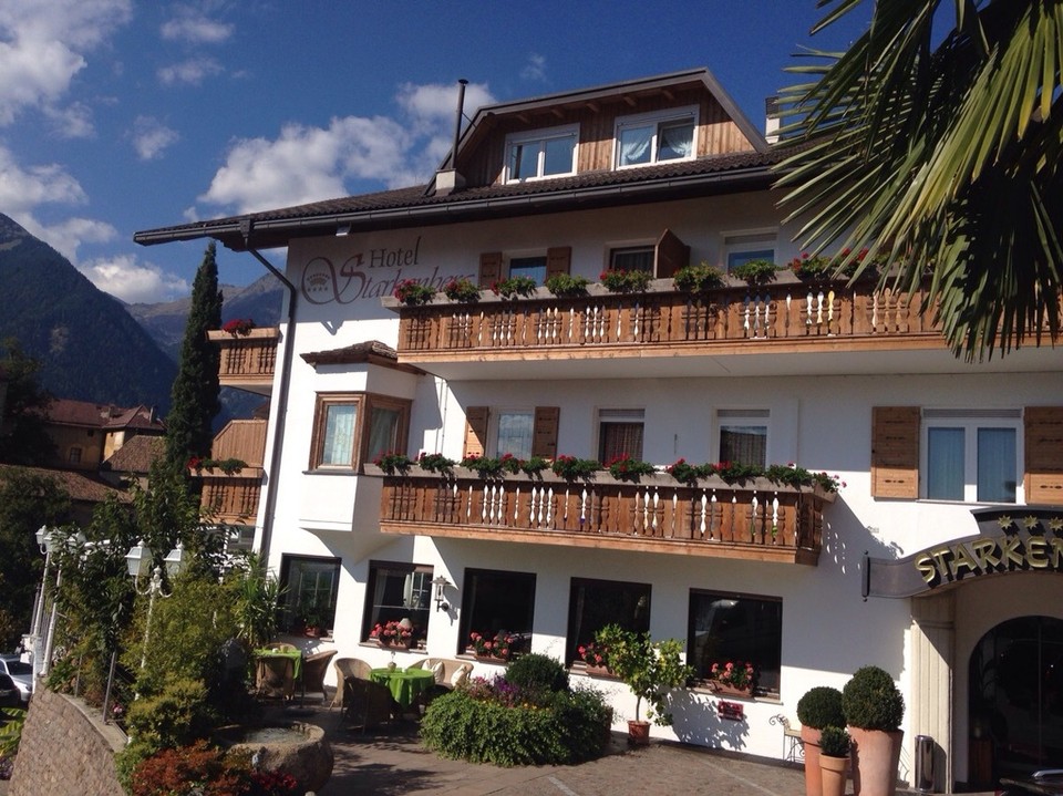  - Italien, Scena/Meran - Unser Hotel Starkenhof