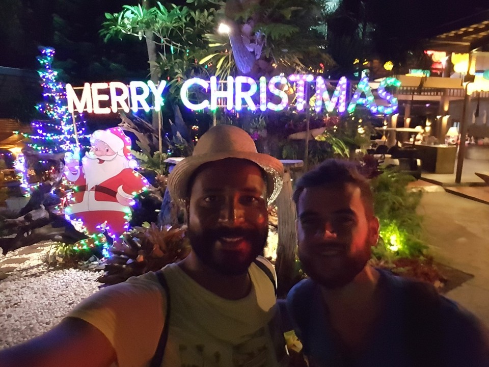Thailand - Patong - Liebe Familie, liebe Freunde frohe und gesegnete Weihnachten........ 
