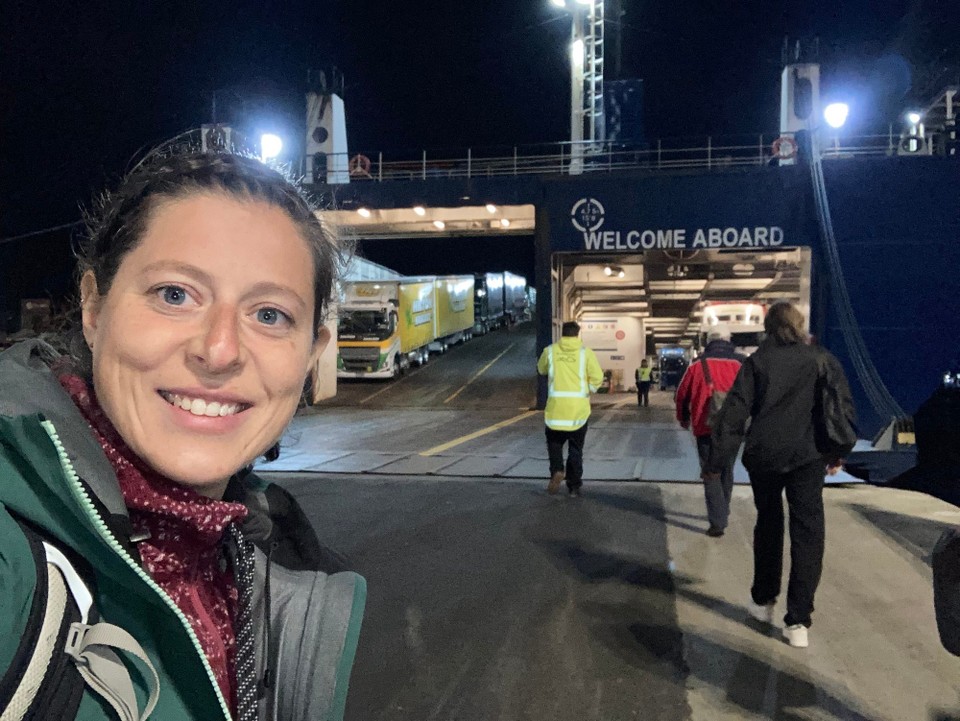 Neuseeland - Picton - Einsteigen bitte - Gepäck ist schon an Board