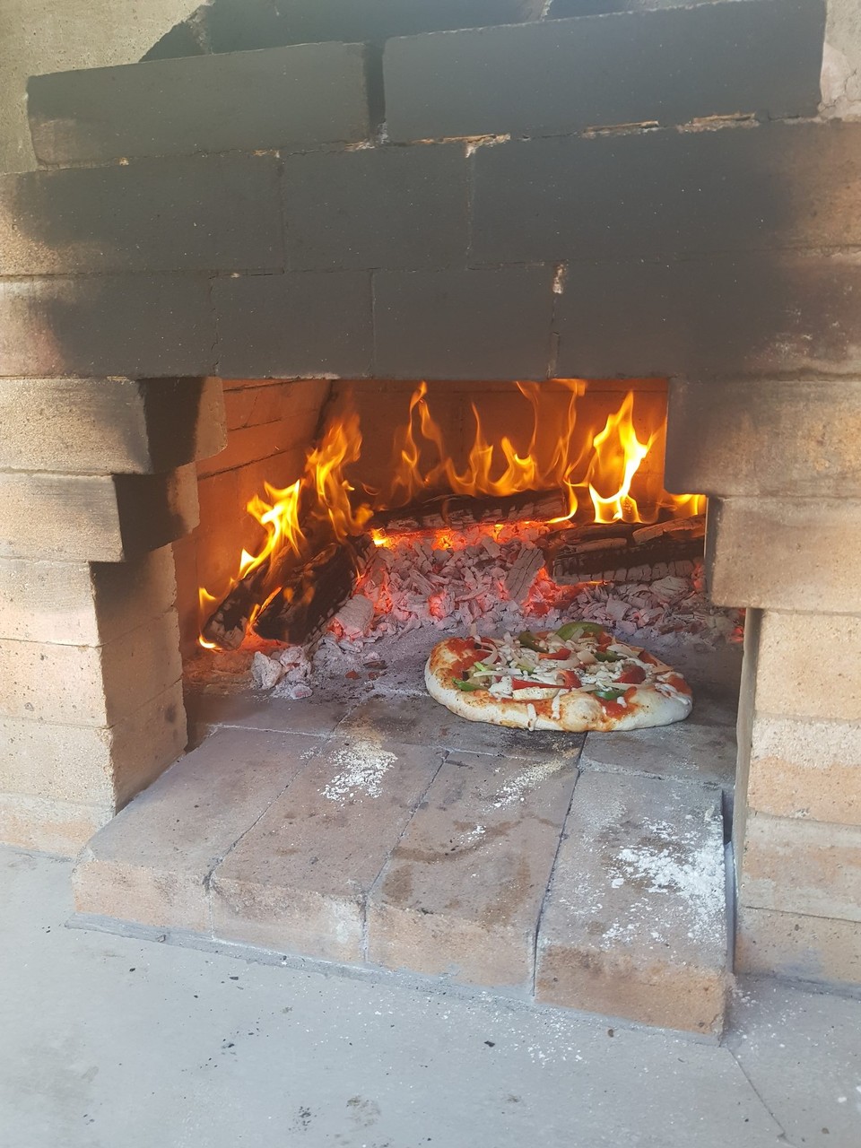 Nicaragua - El Tránsito - Pizza fatta in casa