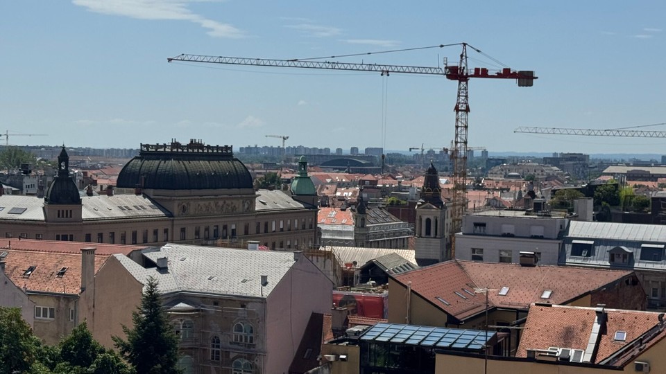Slowenien - Ljubljana - Der Blick über Zagreb war nicht so berauschend, ein Tourguide neben uns nannte ihn den Kran View.
