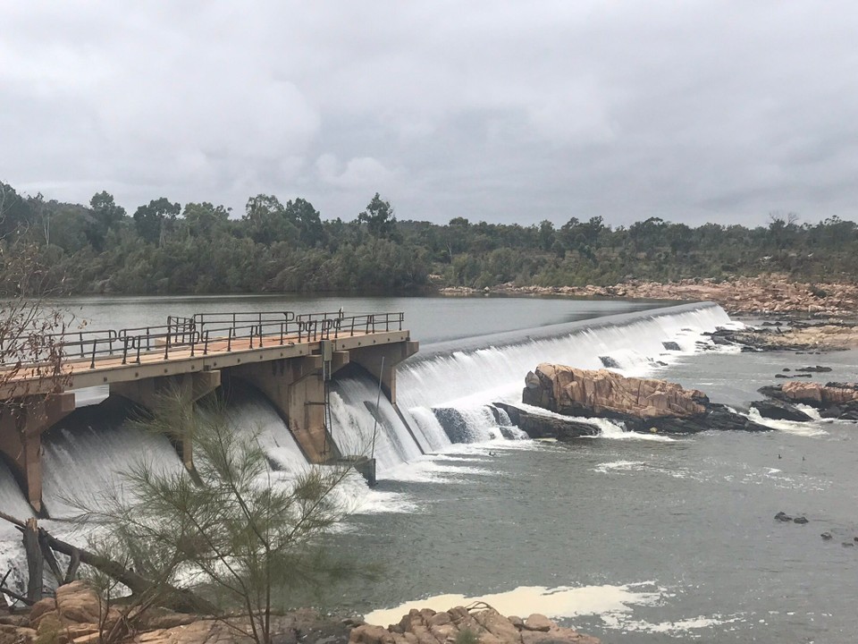 Australia - Toll - Weir here !