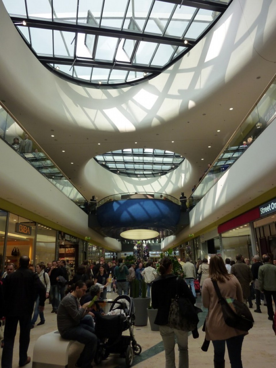 Deutschland - Ludwigshafen  - Hier scheints Spaß zu machen zu shoppen (; !!!
