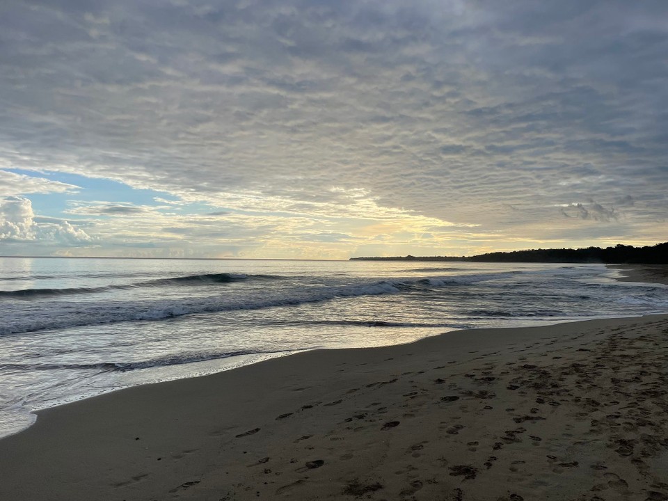 Costa Rica - Talamanca - Mornings 🌅 🌊 
