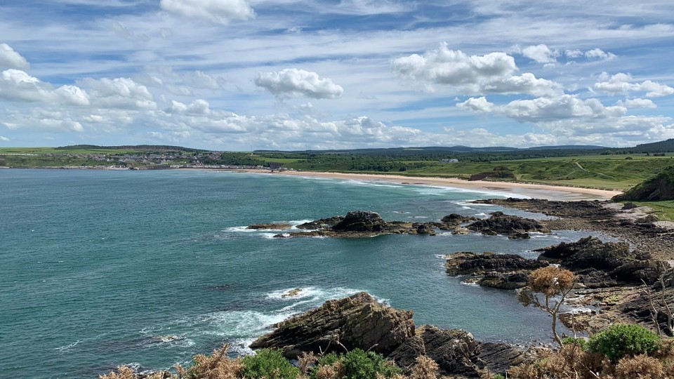 Vereinigtes Königreich - Huntly - Und wüus so schön isch, nomau dr Strand vo Cullen - u si no witer zu de Klippe