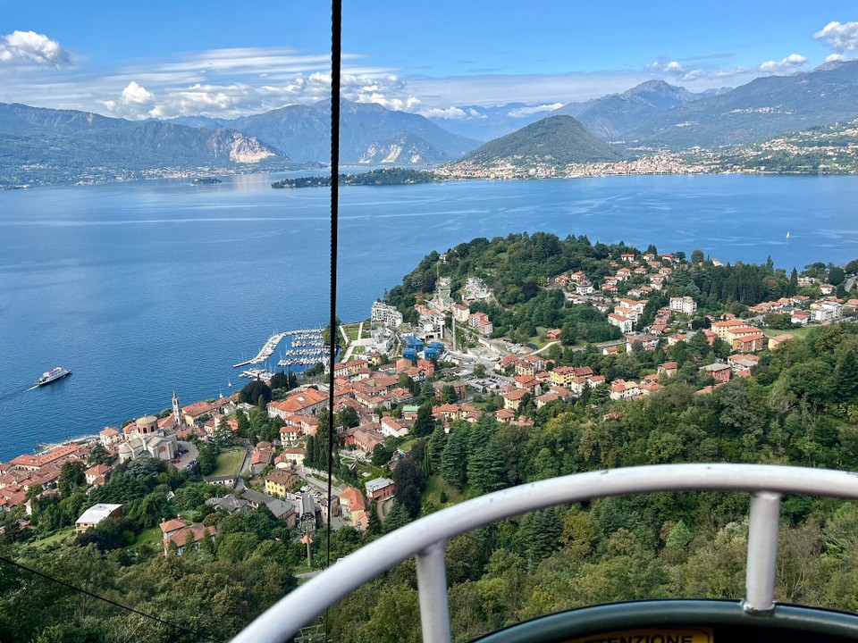Italien - Laveno-Mombello - Blick auf den Lago Maggiore