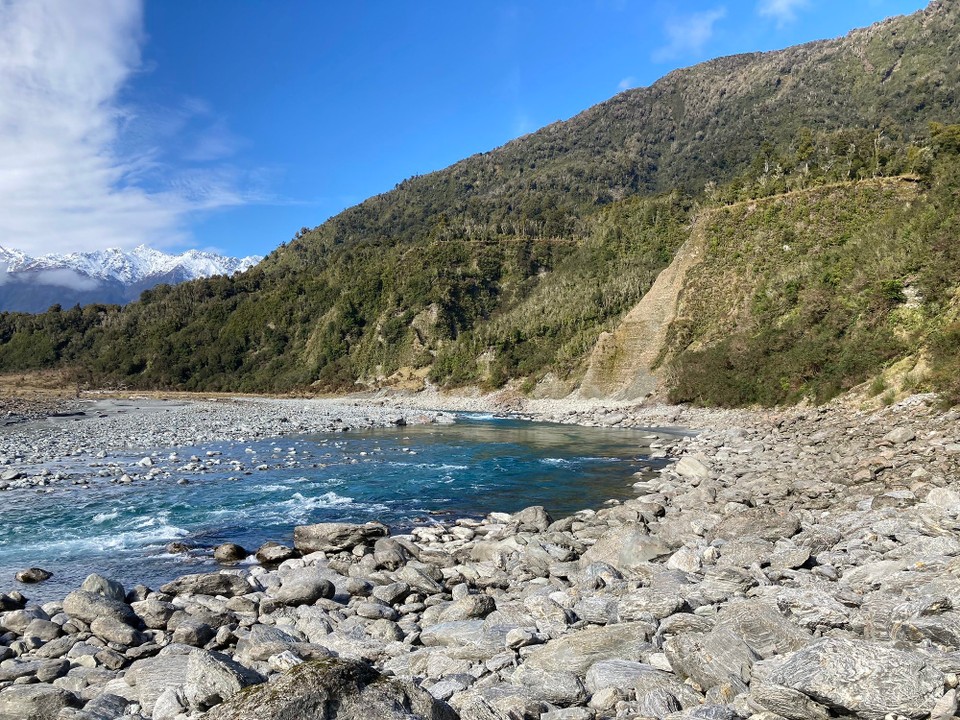 Neuseeland - Whataroa - Sonne kommt mehr und mehr zum Vorschein, es wird warm 😃