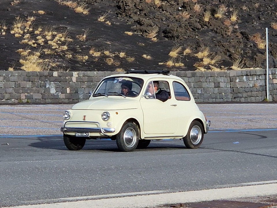Italien - Nicolosi - der einzig wahre Fiat 500