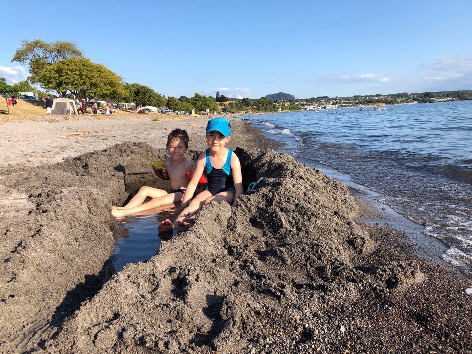 Neuseeland - Taupo - Wir haben schon einmal für Kawhia Hot Water Beach geübt ....