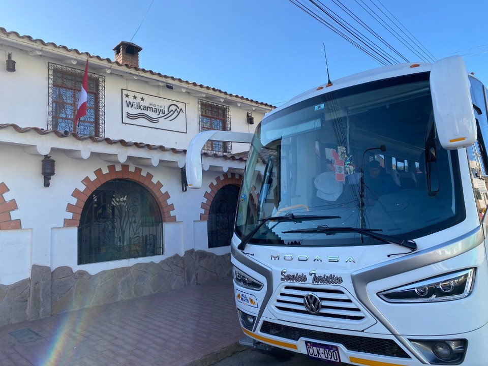 Peru -  - Unser Hotel und Bus in Sucani