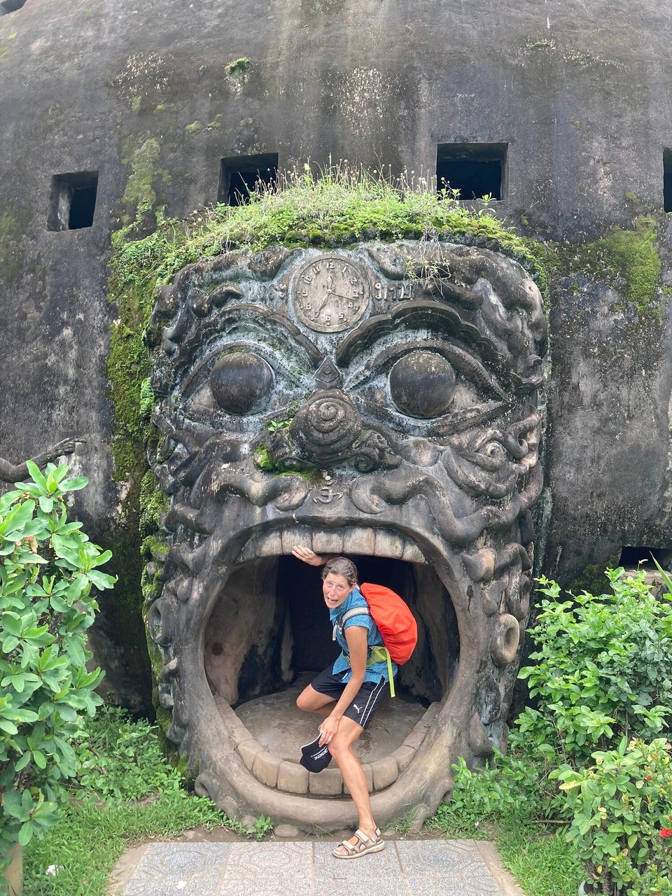 Laos - Hadxaifong - Oh nein, die Hölle will mich fressen 🫣