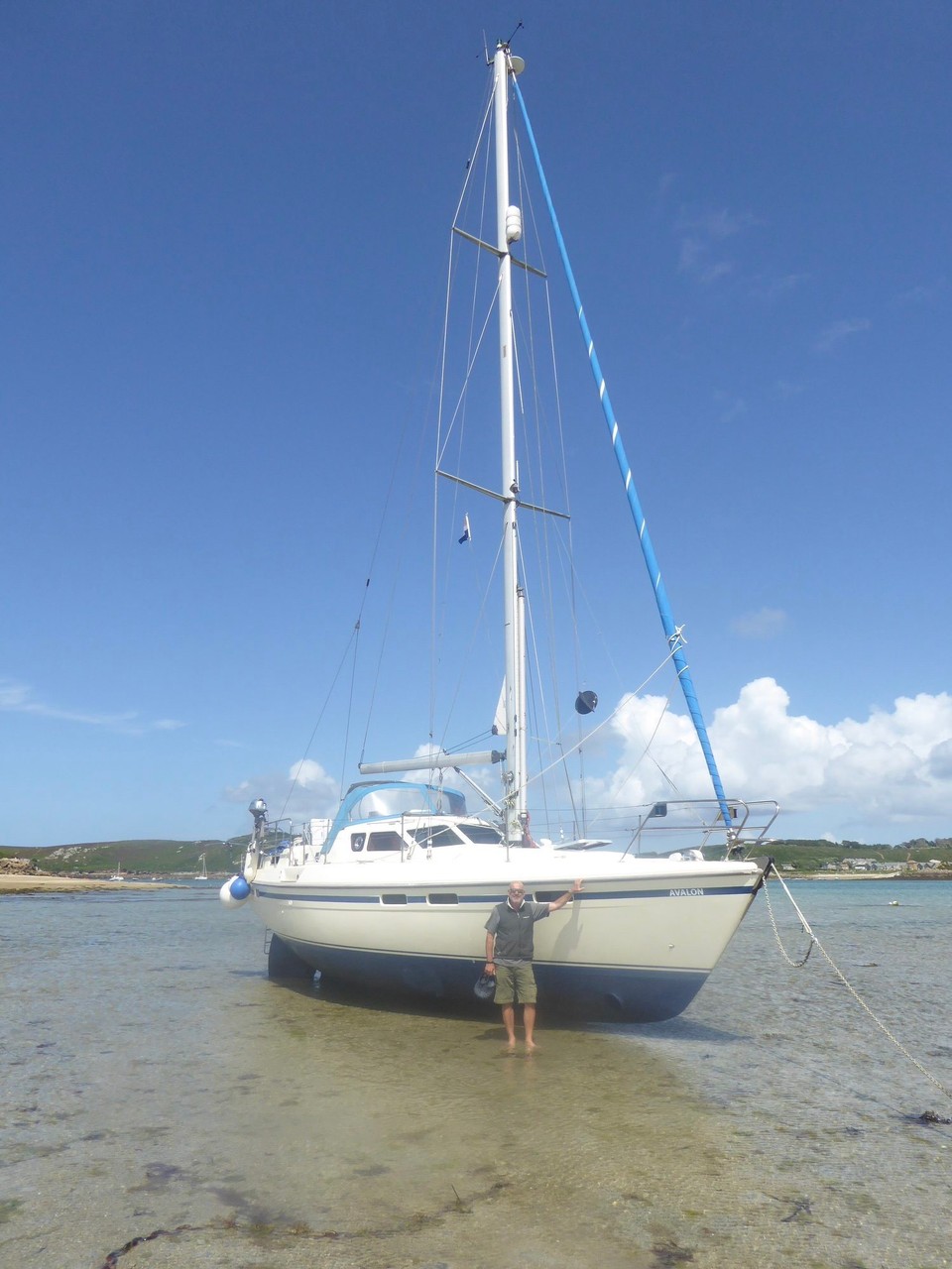 United Kingdom - Isles Of Scilly - Did we ever tell you we have a lifting keel?