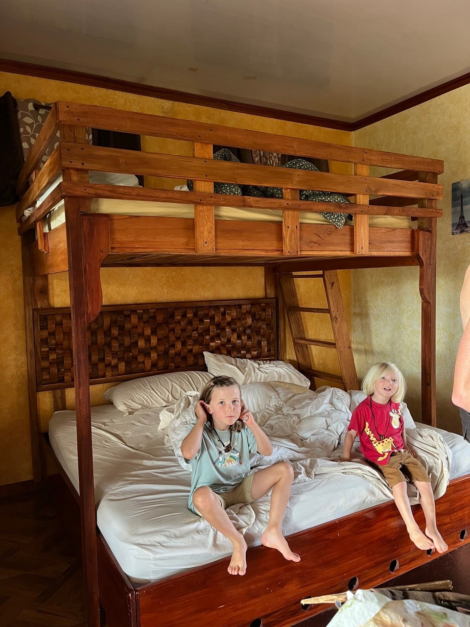 Costa Rica - Palmar Norte - Dieses Bett hat Platz für sehr viele Personen.