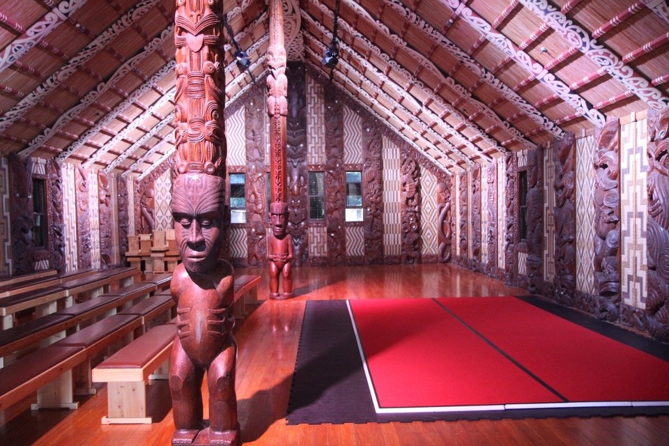 Neuseeland - Waitangi - Eintritt nur ohne Schuhe-am Seetag mehr