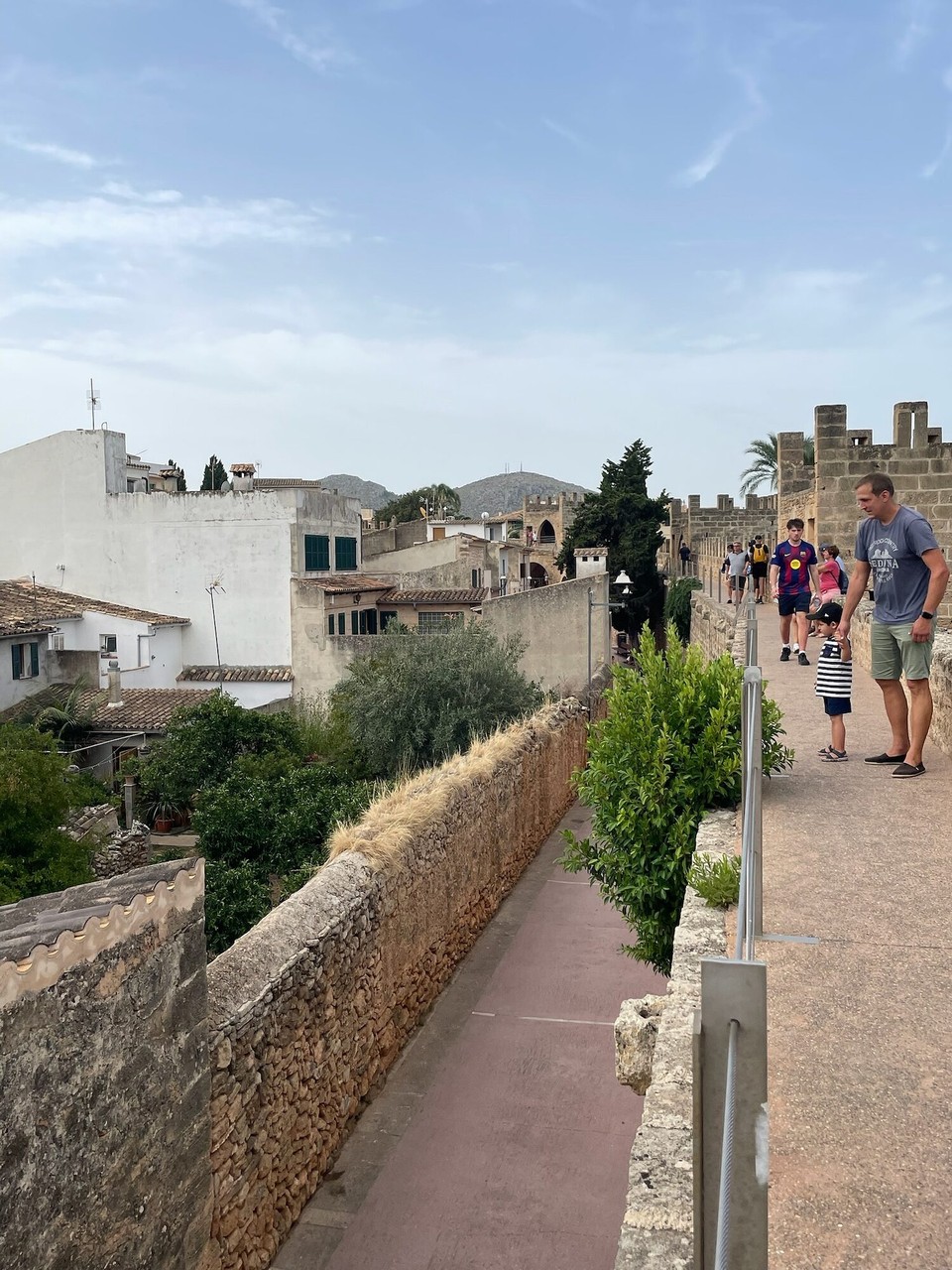 Spanien - Alcúdia - Anschließend ging es auf die Stadtmauer,