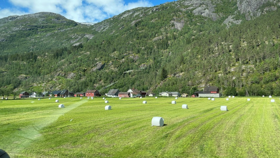 Norwegen - Fossbergom - Ländliche Idylle