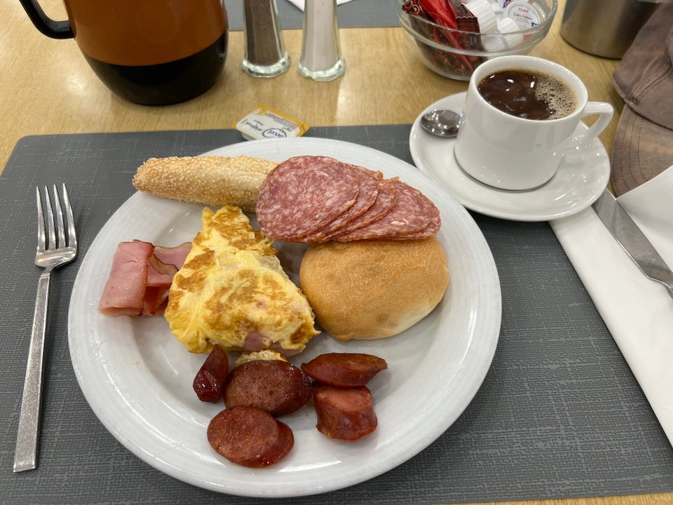 Griechenland - Koskinou - Mein erstes Frühstück im Hotel