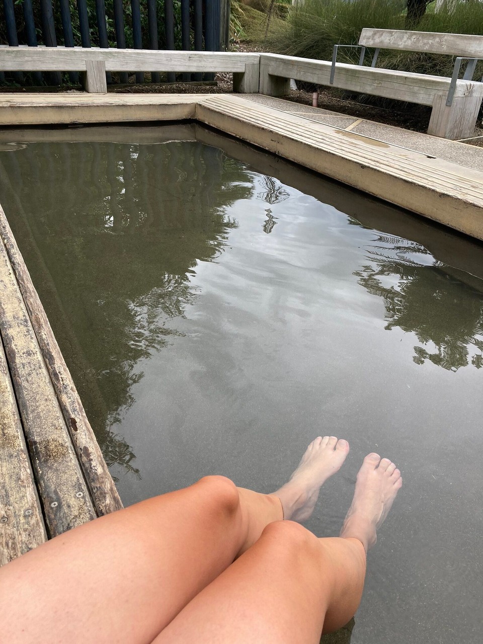 Neuseeland - Rotorua - Kostenlose heiße Quellen - da nehm ich doch gleich mal ein Fußbad 😅