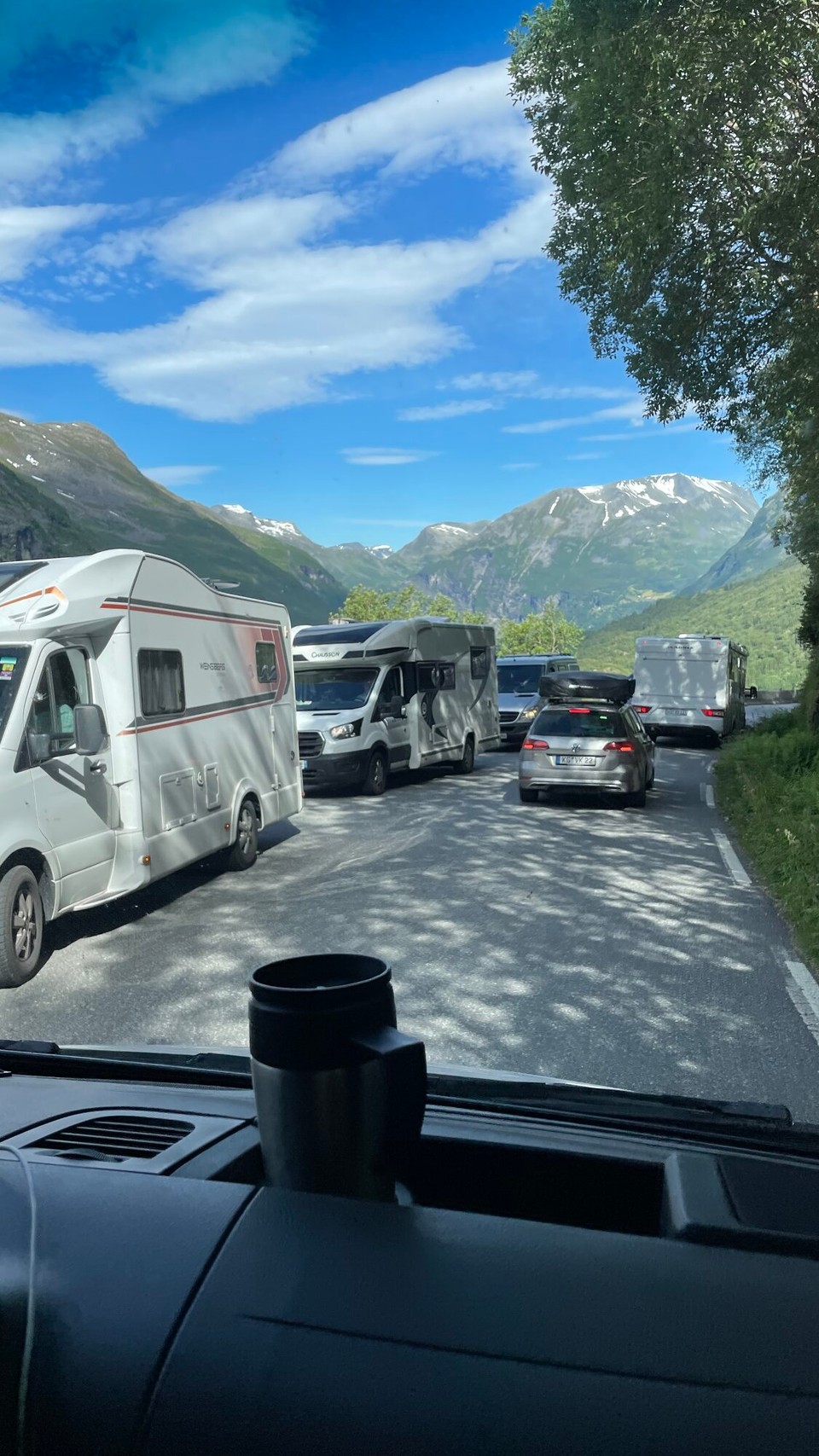 Norwegen - Geiranger - Achtung Gegenverkehr!
