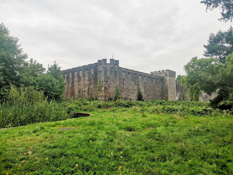 United Kingdom - Cardiff - Cardiff Castle vom Bute Park